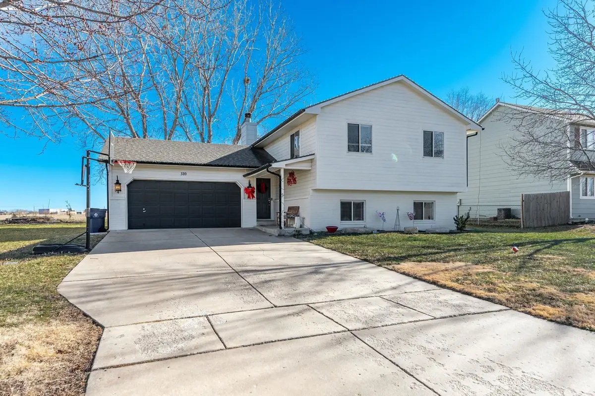 310 N Miles Ave, Valley Center, KS 67147 - Image #1