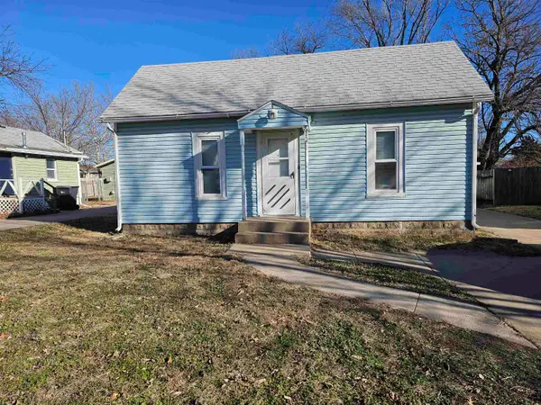 610 S Plum, Newton, KS 67114