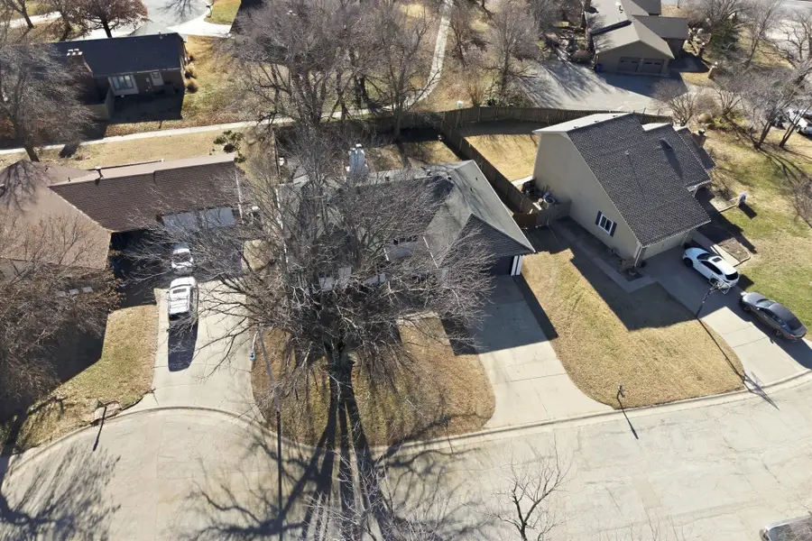 2540 N Claiborn Cir, Wichita, KS 67226 - Image #3