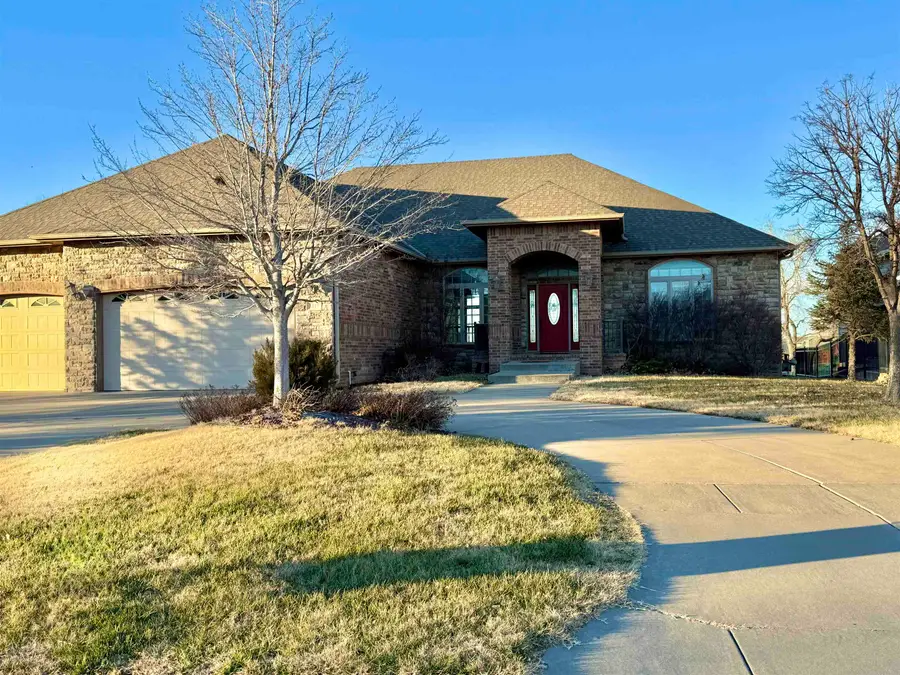 3417 S Sabin Ct, Wichita, KS 67215 - Image #2