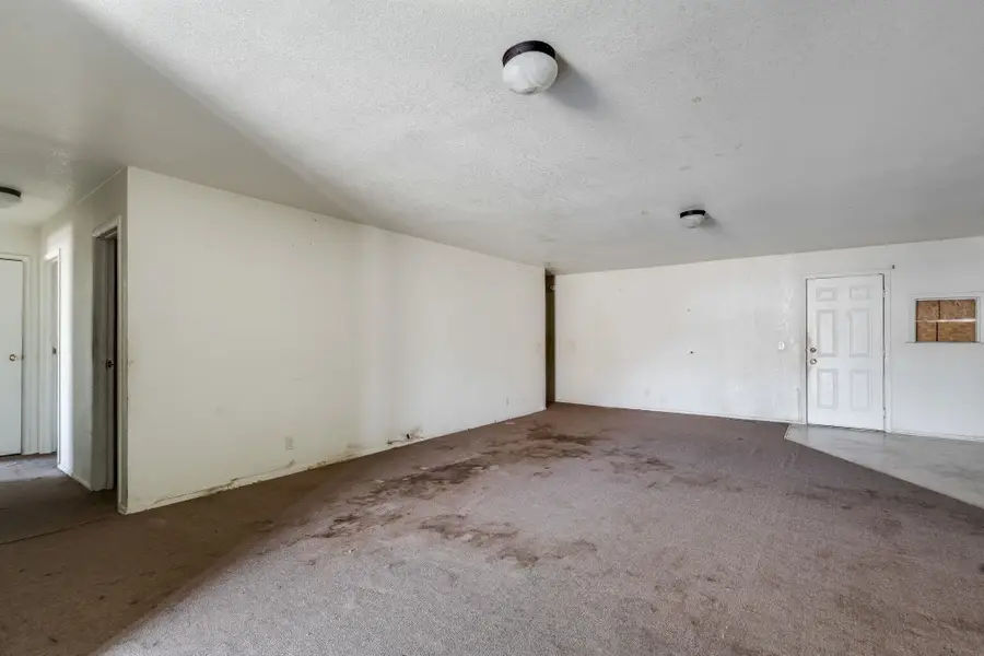 1501 E Berkeley St, Wichita, KS 67216 - Image #3