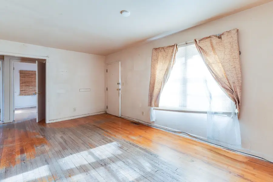 2418 E 8th St N, Wichita, KS 67214 - Image #3