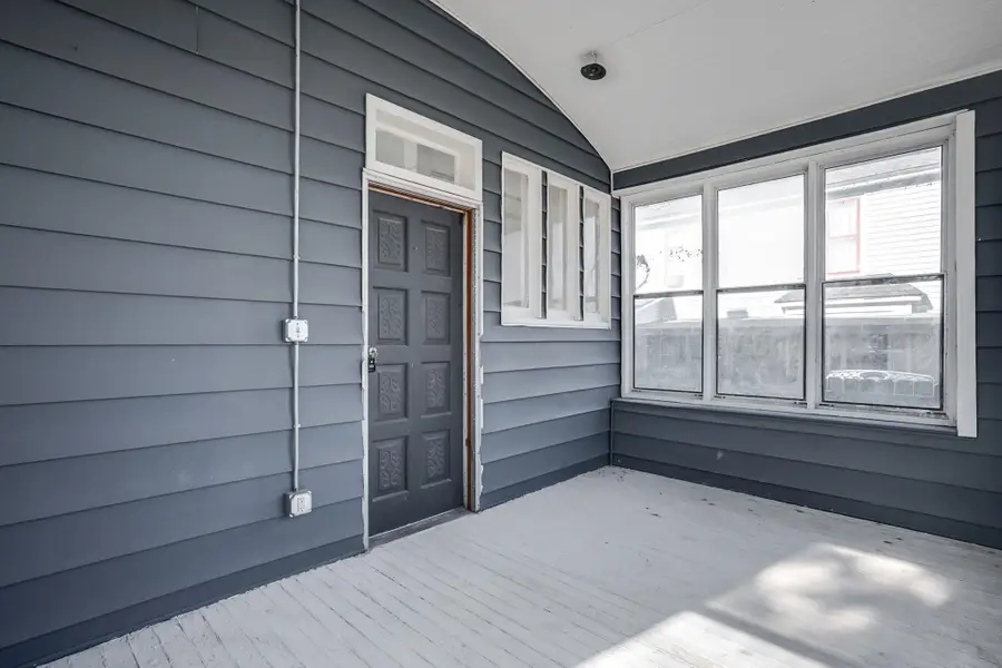 125 N Kansas St, Haven, KS 67543 - Image #2