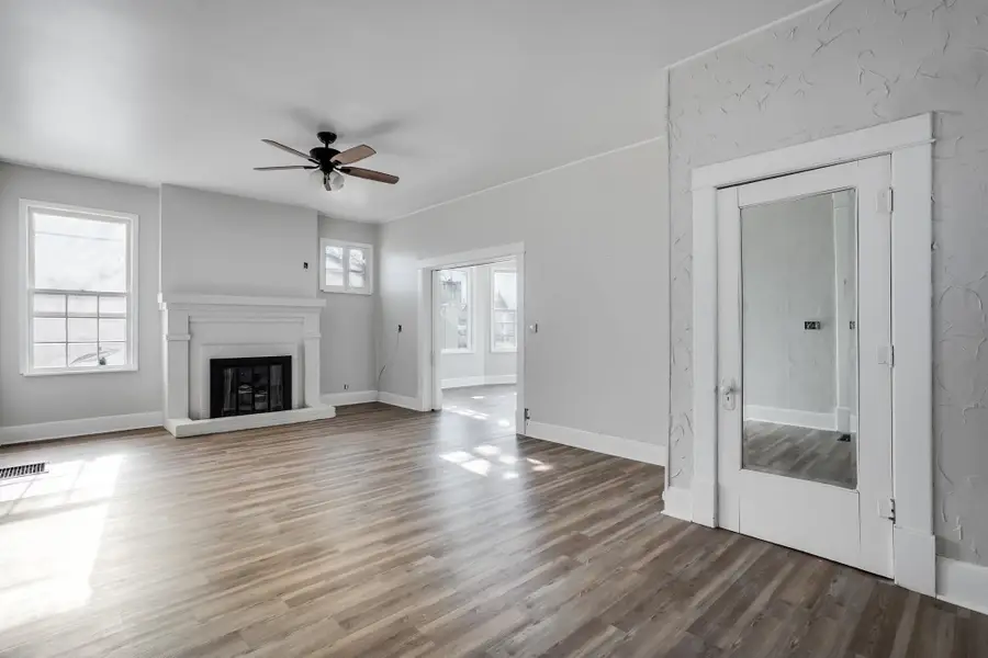 125 N Kansas St, Haven, KS 67543 - Image #3