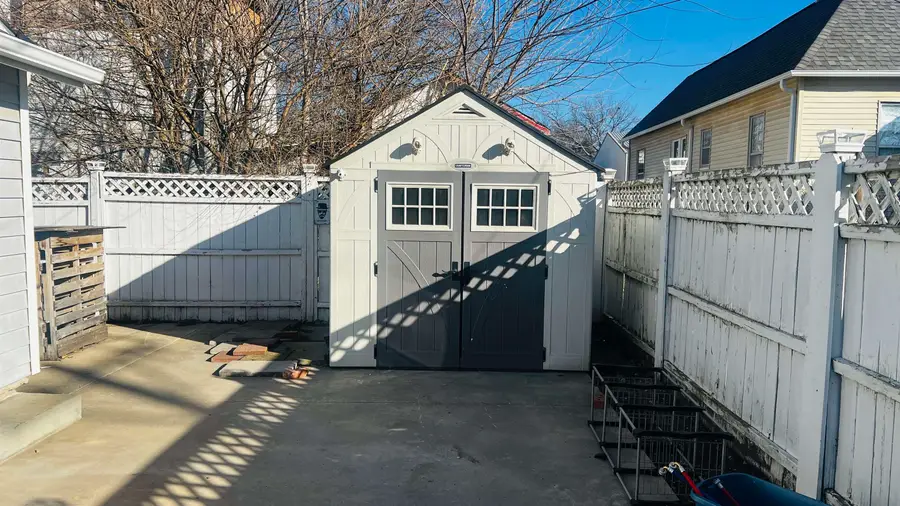 411 W Chestnut, Arkansas City, KS 67005 - Image #2