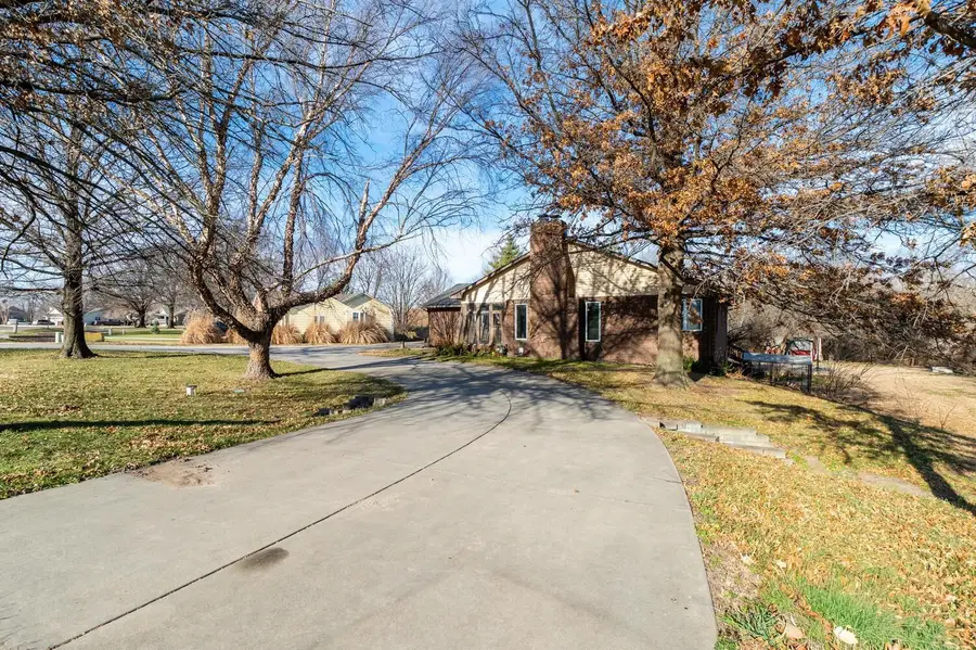 21 Beaver Creek Rd, Goddard, KS 67052 - Image #2