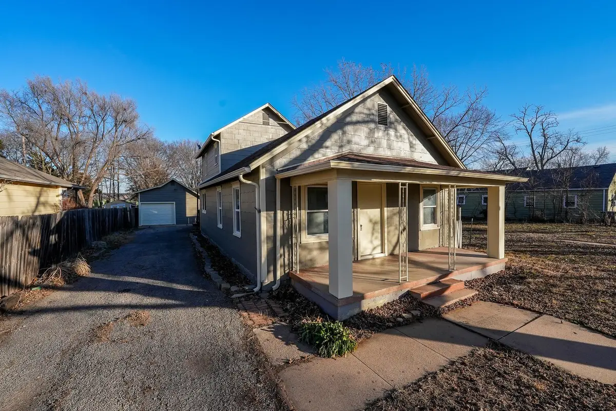 406 N Star St, El Dorado, KS 67042 - Image #1