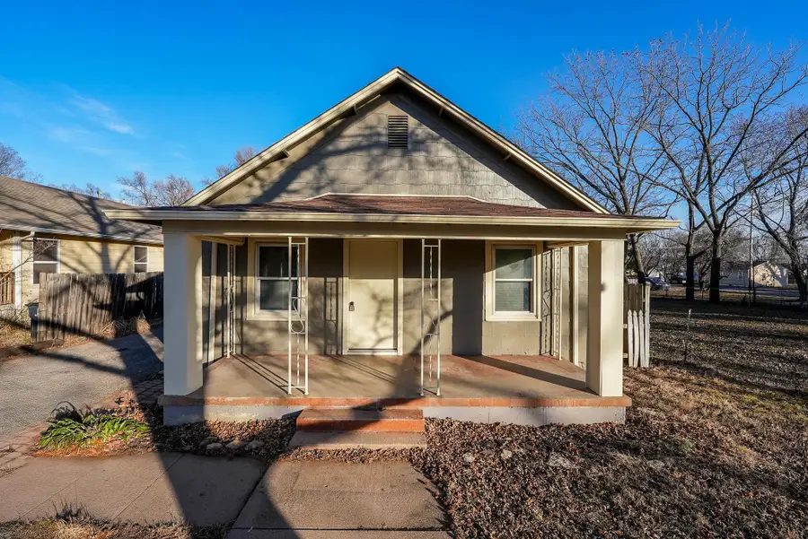 406 N Star St, El Dorado, KS 67042 - Image #2