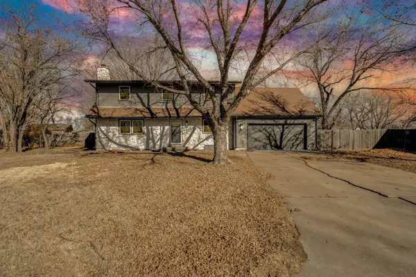 1410 Meeker Ct, Rose Hill, KS 67133