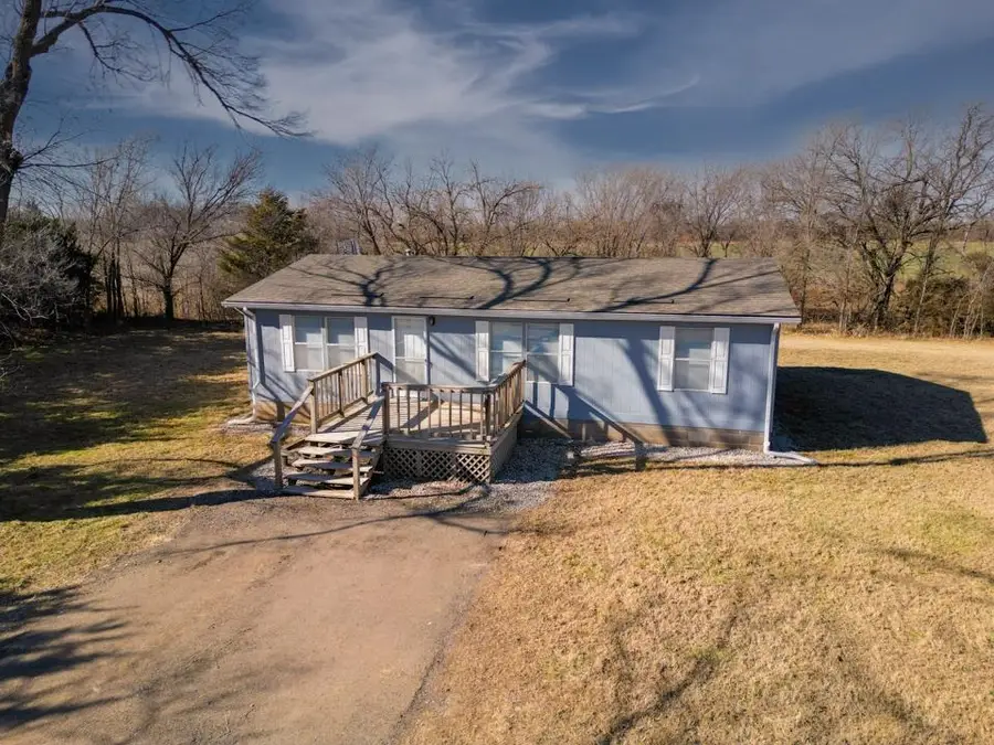 2810 192nd Rd, Winfield, KS 67156 - Image #2