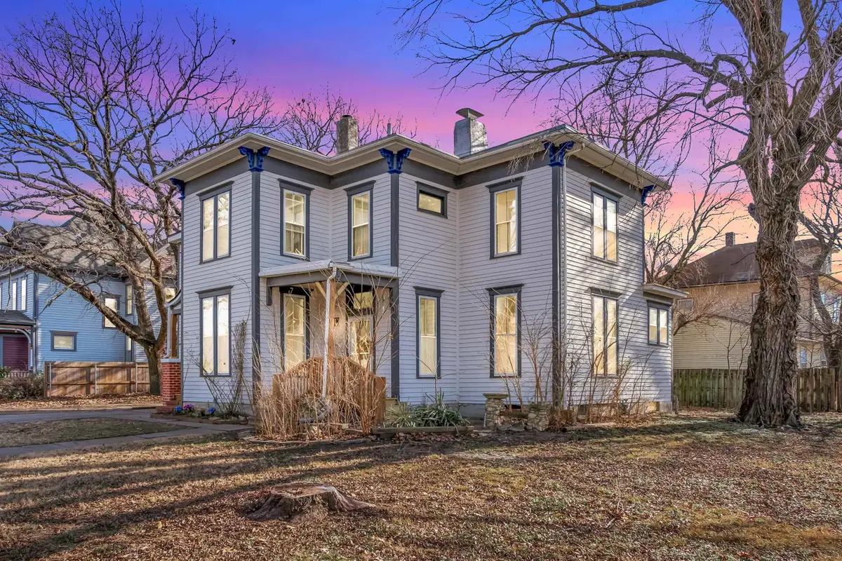 303 E 3rd St, Newton, KS 67114 - Image #1