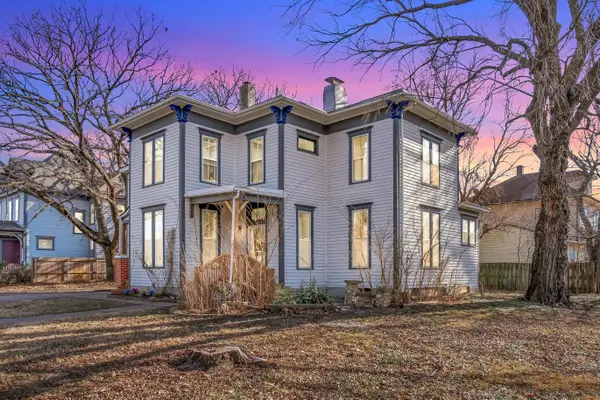 303 E 3rd St, Newton, KS 67114