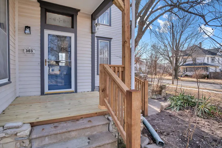 303 E 3rd St, Newton, KS 67114 - Image #3