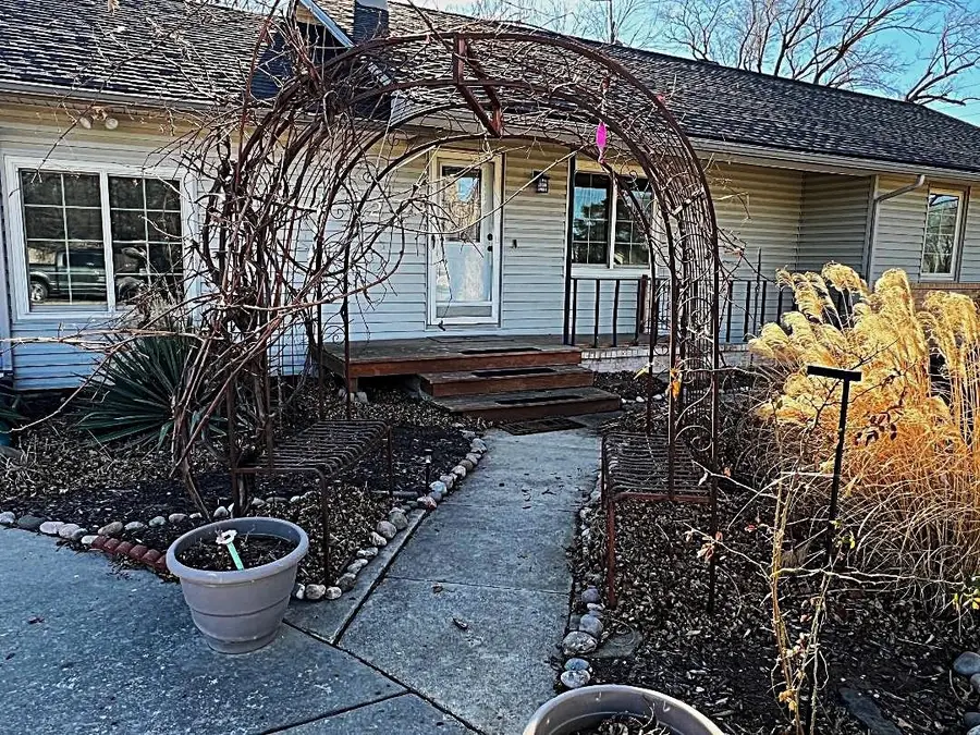 621 W 38th St N, Wichita, KS 67204 - Image #3