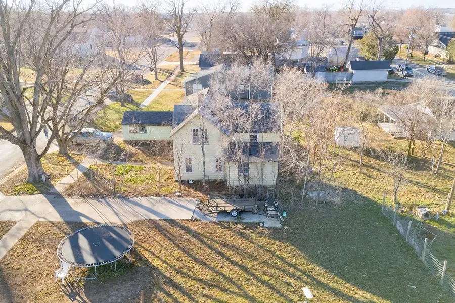 525 N Concord St, Minneapolis, KS 67467 - Image #2