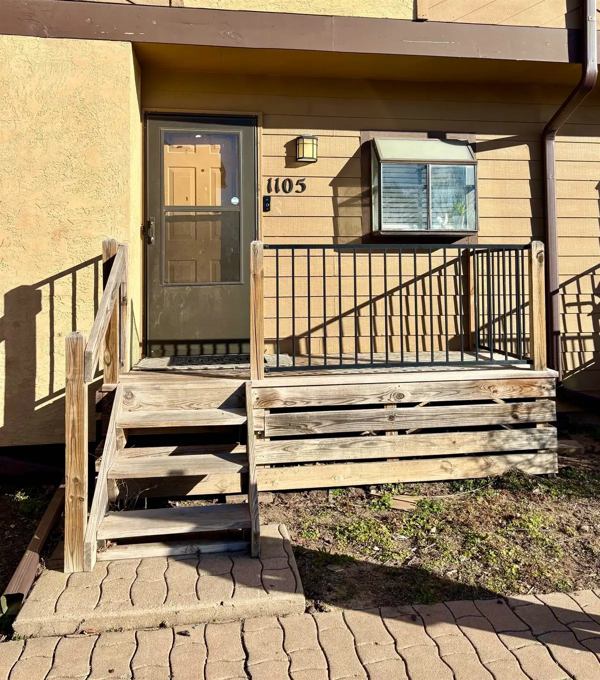 2405 S Capri Ln, Wichita, KS 67210-1943 - Image #1