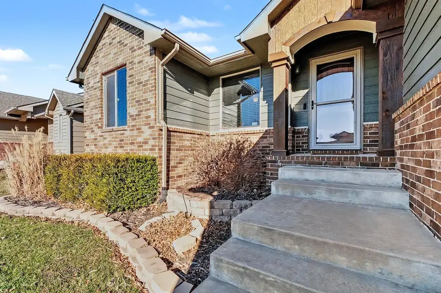 14214 W Willoughby Cir, Wichita, KS 67235 - Image #2