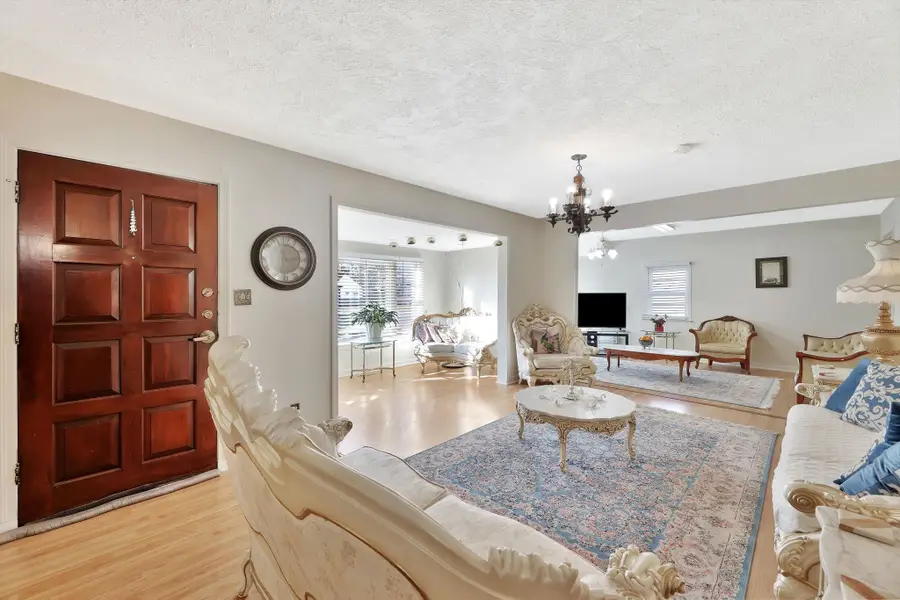 838 S Edgemoor St, Wichita, KS 67218 - Image #3