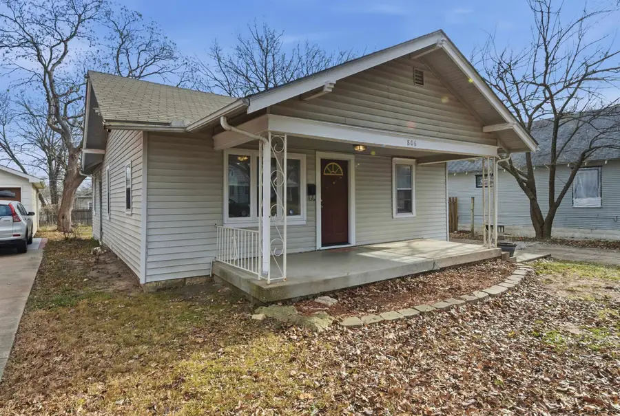 806 N Terrace Dr, Wichita, KS 67208 - Image #3