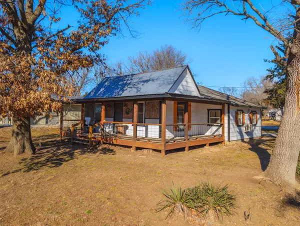 538 E Elk, Howard, KS 67349