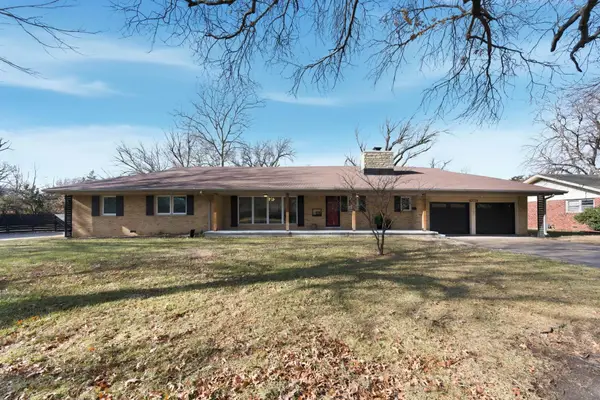535 N Mission Rd, Wichita, KS 67206