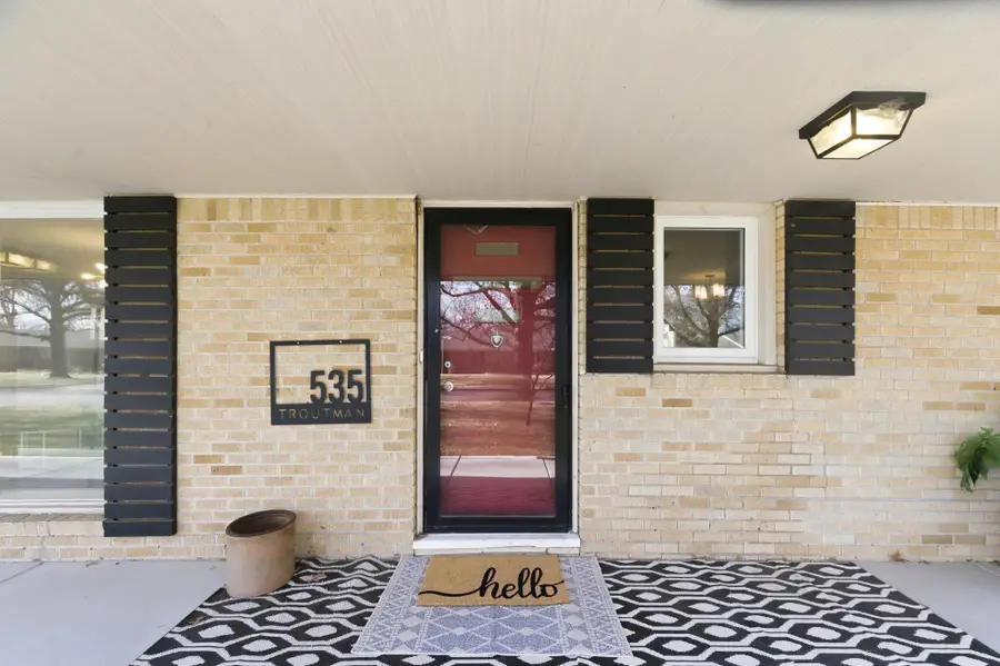 535 N Mission Rd, Wichita, KS 67206 - Image #3