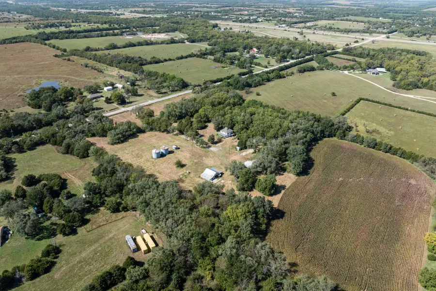 2564 SW Adams Rd, Towanda, KS 67144 - Image #2