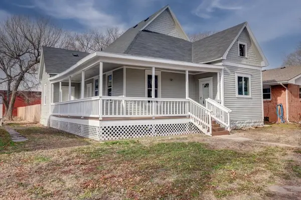 1705 Millington St, Winfield, KS 67156