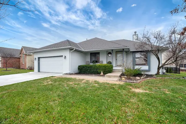 7409 E Cedaridge Cir, Wichita, KS 67226