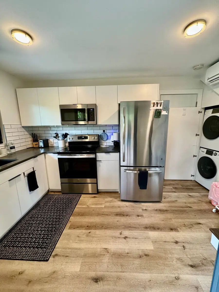 2631 N Wellington Pl, Wichita, KS 67204 - Image #2