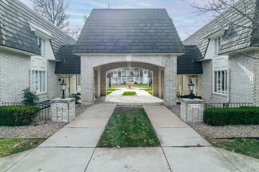 7077 E Central Ave, Wichita, KS 67206 - Image #2