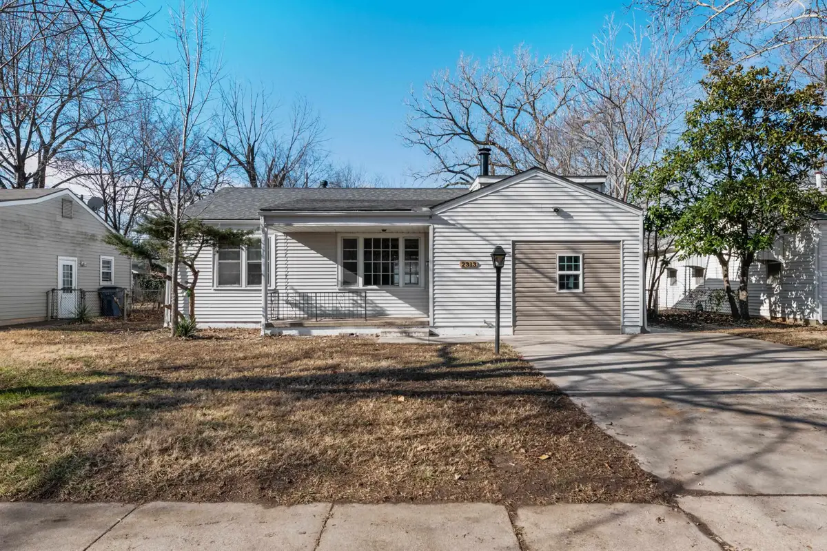 2313 S Volutsia Ave, Wichita, KS 67211 - Image #1