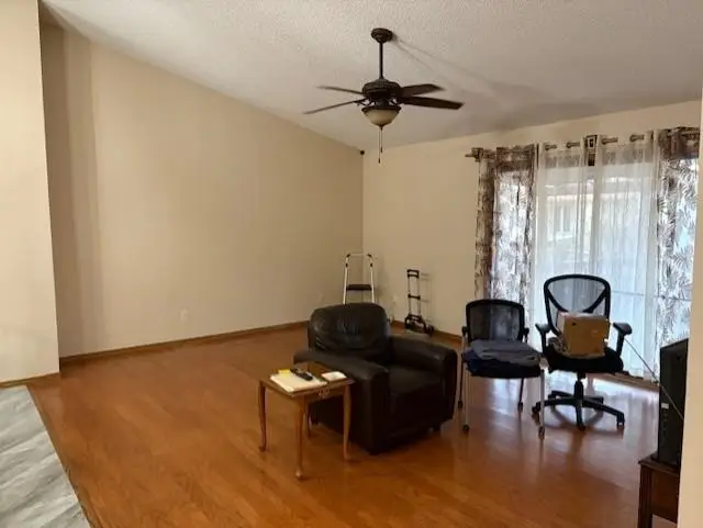 11402 W Cindy St, Wichita, KS 67212 - Image #2