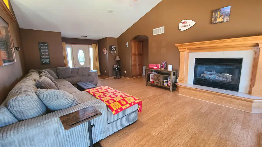 105 Primrose Ct, Rose Hill, KS 67133 - Image #3