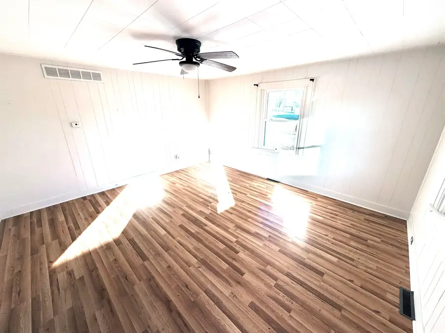 1701 S Millwood St, Wichita, KS 67213 - Image #3