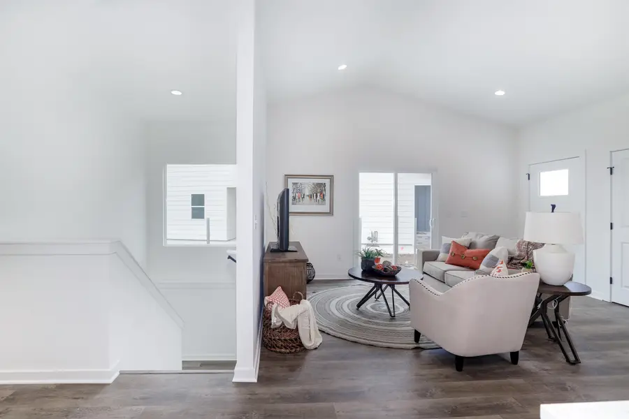 5241-5243 Pinecrest Ct N, Bel Aire, KS 67220 - Image #3