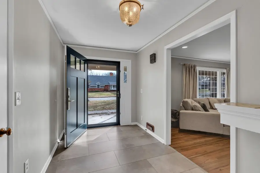 633 N Rutland St, Wichita, KS 67206 - Image #3