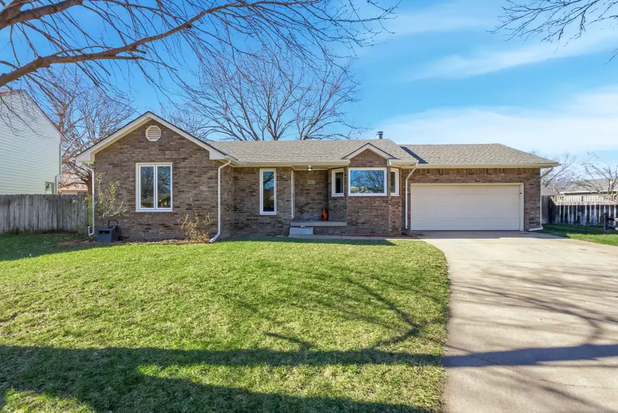 10236 W May Ct, Wichita, KS 67209 - Image #2