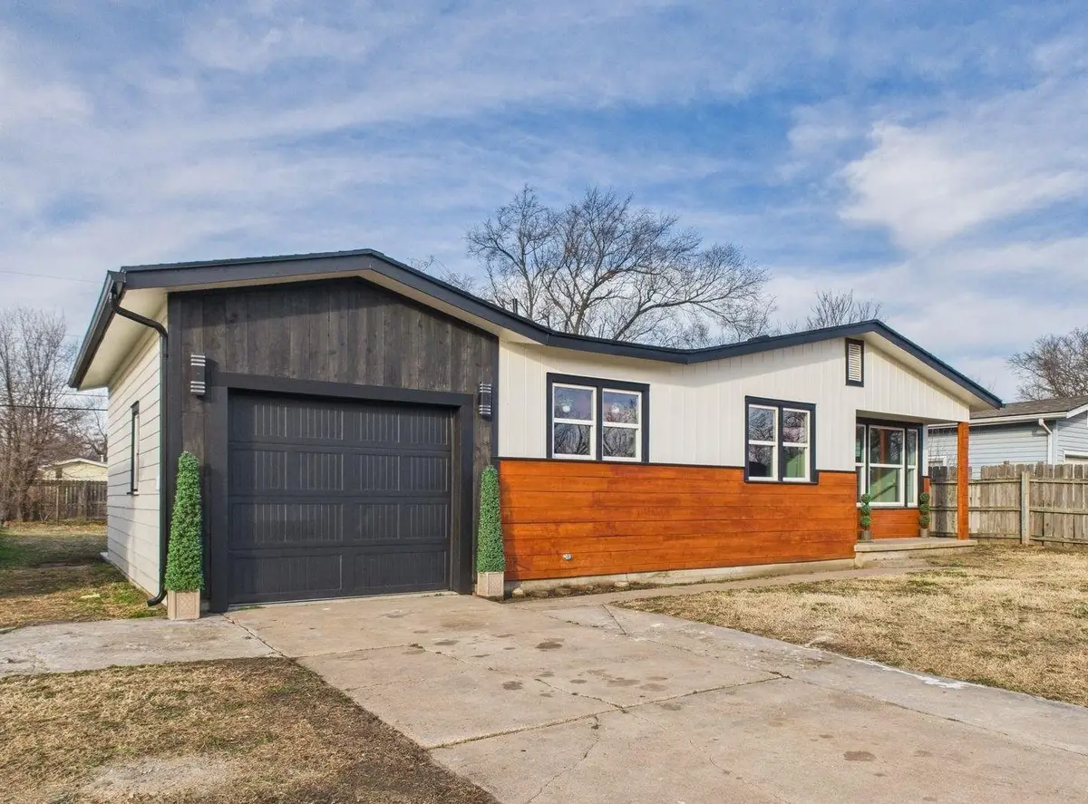 3537 S Bonn Ave, Wichita, KS 67217 - Image #1