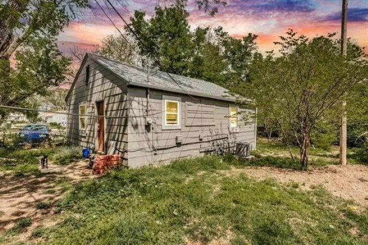 3128 S Davidson St, Wichita, KS 67210 - Image #2