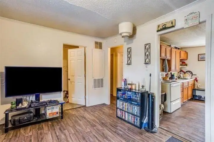 3128 S Davidson St, Wichita, KS 67210 - Image #3