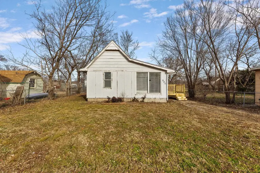 920 SE 6th St, Newton, KS 67114 - Image #2