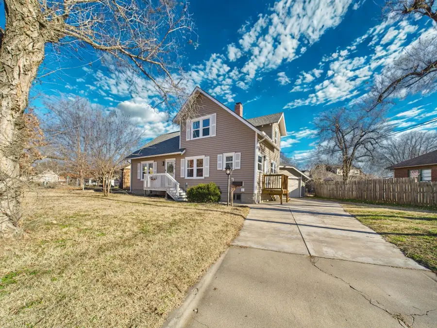 1420 N Coolidge Ave, Wichita, KS 67203 - Image #2