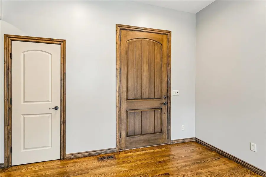 526 N Woodridge St, Wichita, KS 67206 - Image #3