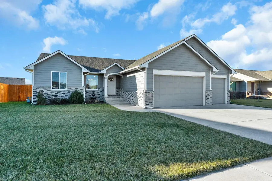 729 N Casado St, Goddard, KS 67052 - Image #2