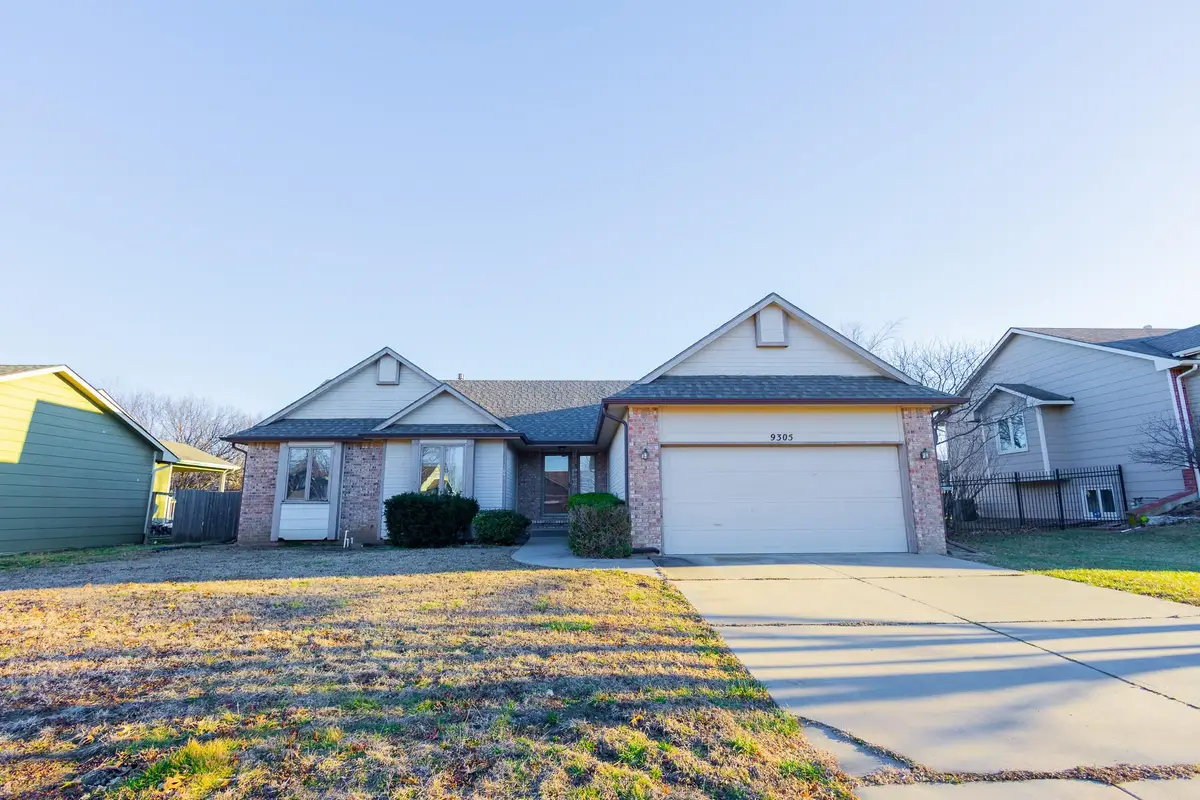 9305 E Clark St, Wichita, KS 67207 - Image #1