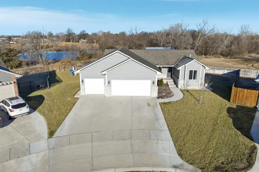 1711 S Bedford St, Wichita, KS 67207 - Image #2