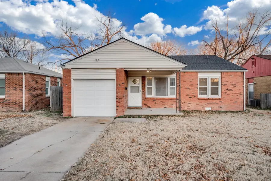 2320 S Alameda Pl, Wichita, KS 67211 - Image #2