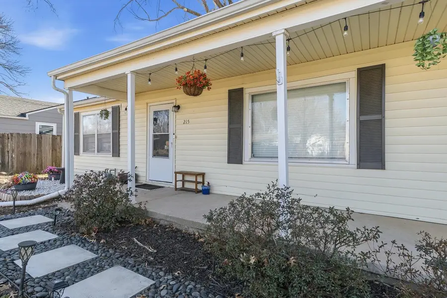 215 Martha Ave, Mulvane, KS 67110 - Image #2