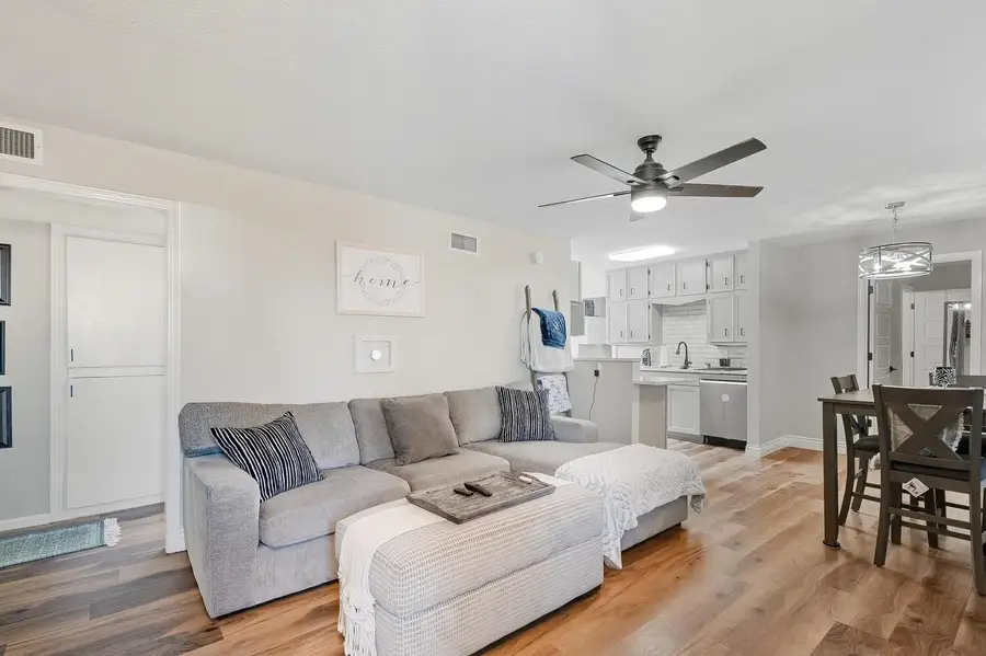 215 Martha Ave, Mulvane, KS 67110 - Image #3